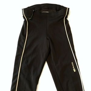 SUGOI Size S THERMAL FLEECE TIGHT LEGGINGS BLACK
